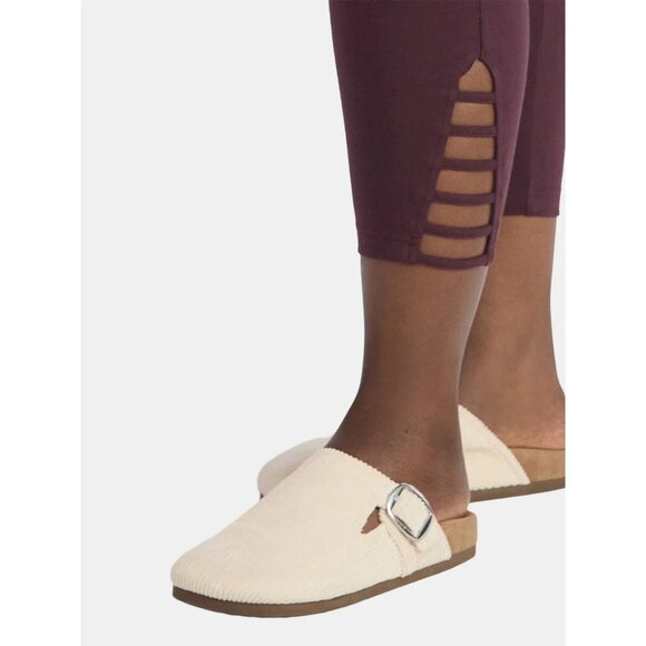 Terra & Sky Women Plus Size Capri Ladder Leggings, 22" Inseam, Size 1X(16W-18W) - Picture 4 of 5